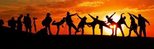 Workshops abseits des Berufs-Alltags ermöglichen Kreativität, Zusammenarbeit, neue Ideen. Die Freiheit, Neues zu schaffen. Workshops abseits des Berufs-Alltags ermöglichen Kreativität, Zusammenarbeit, neue Ideen. Die Freiheit, Neues zu schaffen.